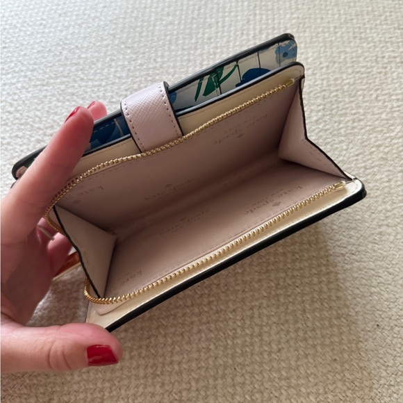 Kate Spade Light Pink Madison Medium Bifold Wallet - Picture 8 of 9